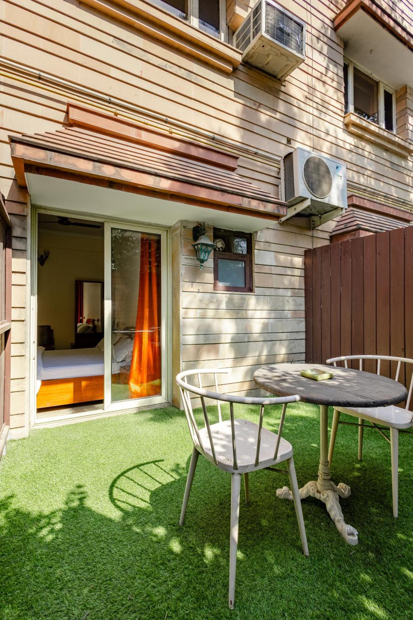 Cp Villa - Rooms With Patio Нью-Дели Экстерьер фото